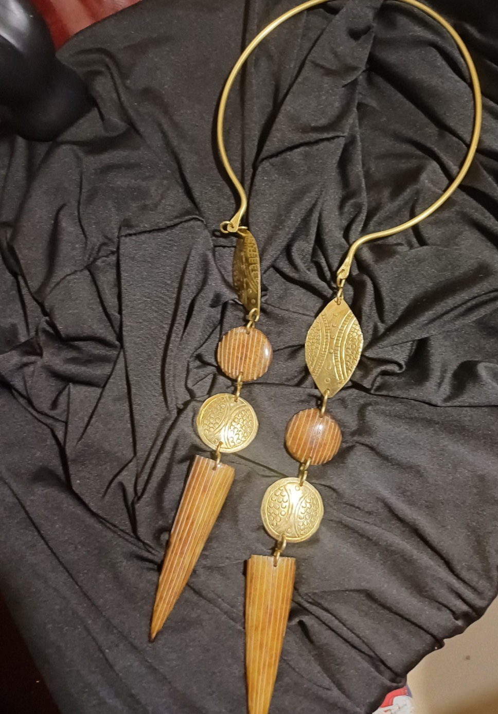 Neck Pieces